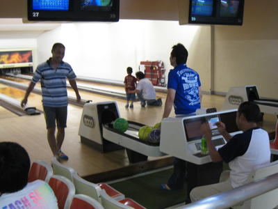 ボウリング大会 ハッスルハッスル！